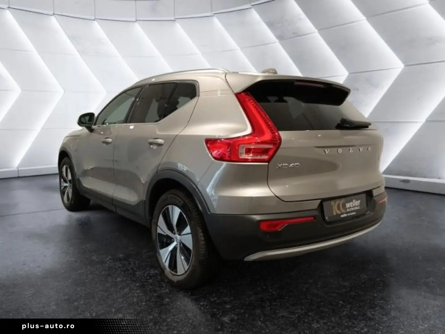 VOLVO XC40 Plug-In Hybrid 2WD Recharge T4
