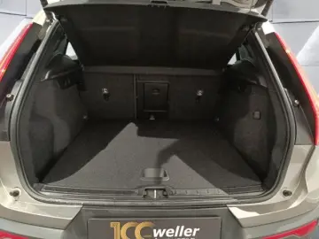 VOLVO XC40 Plug-In Hybrid 2WD Recharge T4