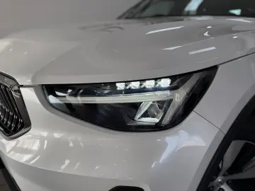 VOLVO XC40 Recharge Plug-In Hybrid