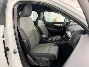 VOLVO XC40 Recharge Plug-In Hybrid