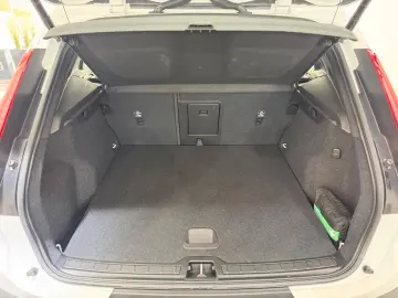 VOLVO XC40 Recharge Plug-In Hybrid