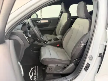 VOLVO XC40 Recharge Plug-In Hybrid