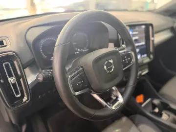 VOLVO XC40 Recharge Plug-In Hybrid