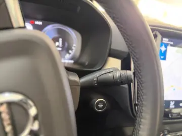 VOLVO XC40 Recharge Plug-In Hybrid