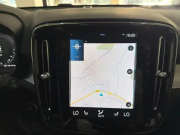 VOLVO XC40 Recharge Plug-In Hybrid