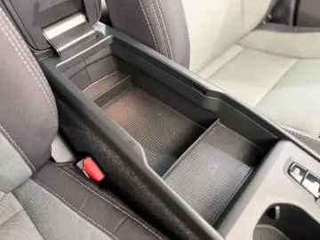 VOLVO XC40 Recharge Plug-In Hybrid