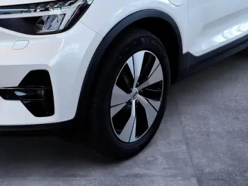 VOLVO XC40 T4 Recharge Plus Dark Plug-In Hybrid