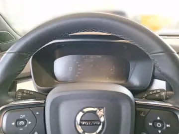 VOLVO XC40 T4 Recharge Plus Dark Plug-In Hybrid