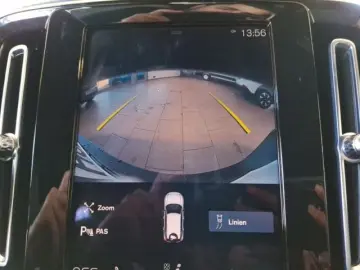 VOLVO XC40 T4 Recharge Plus Dark Plug-In Hybrid