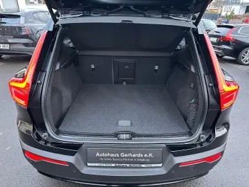 VOLVO XC 40 T5 Plug in Plus Dark