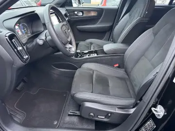 VOLVO XC 40 T5 Plug in Plus Dark