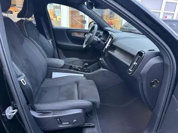 VOLVO XC 40 T5 Plug in Plus Dark