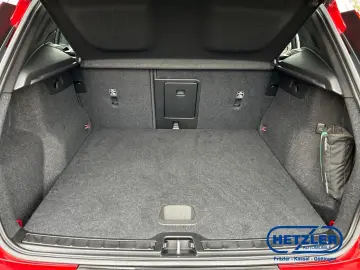 VOLVO XC40 Core Recharge Plug-In Hybrid 2WD