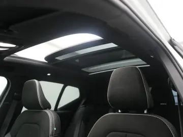 VOLVO XC40 Pro Recharge