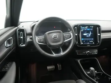 VOLVO XC40 Pro Recharge