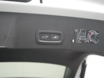 VOLVO XC40 Pro Recharge