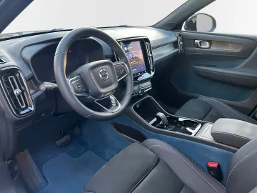 VOLVO XC40 Recharge Twin Motor AWD Plus