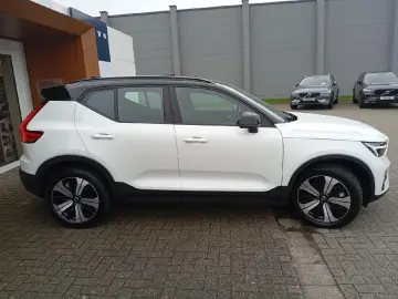 VOLVO XC40 Twin Core Pure Electric AWD