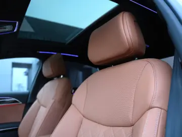 Audi A8 50 TDI quat. S line Ultrablau! OLED SoftClose