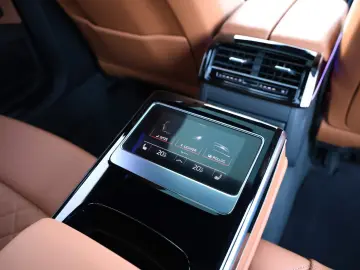 Audi A8 50 TDI quat. S line Ultrablau! OLED SoftClose