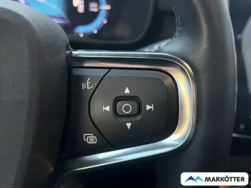 VOLVO XC40 AWD Core Recharge