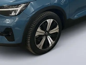 VOLVO XC40 Plus Dark Recharge Plug-In Hybrid 2WD