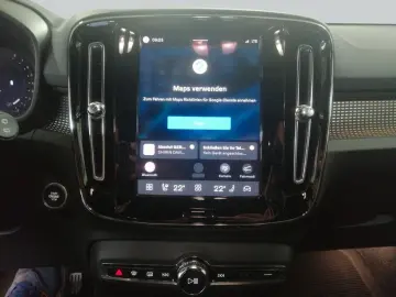 VOLVO XC40 B5 B AWD Ultimate Dark