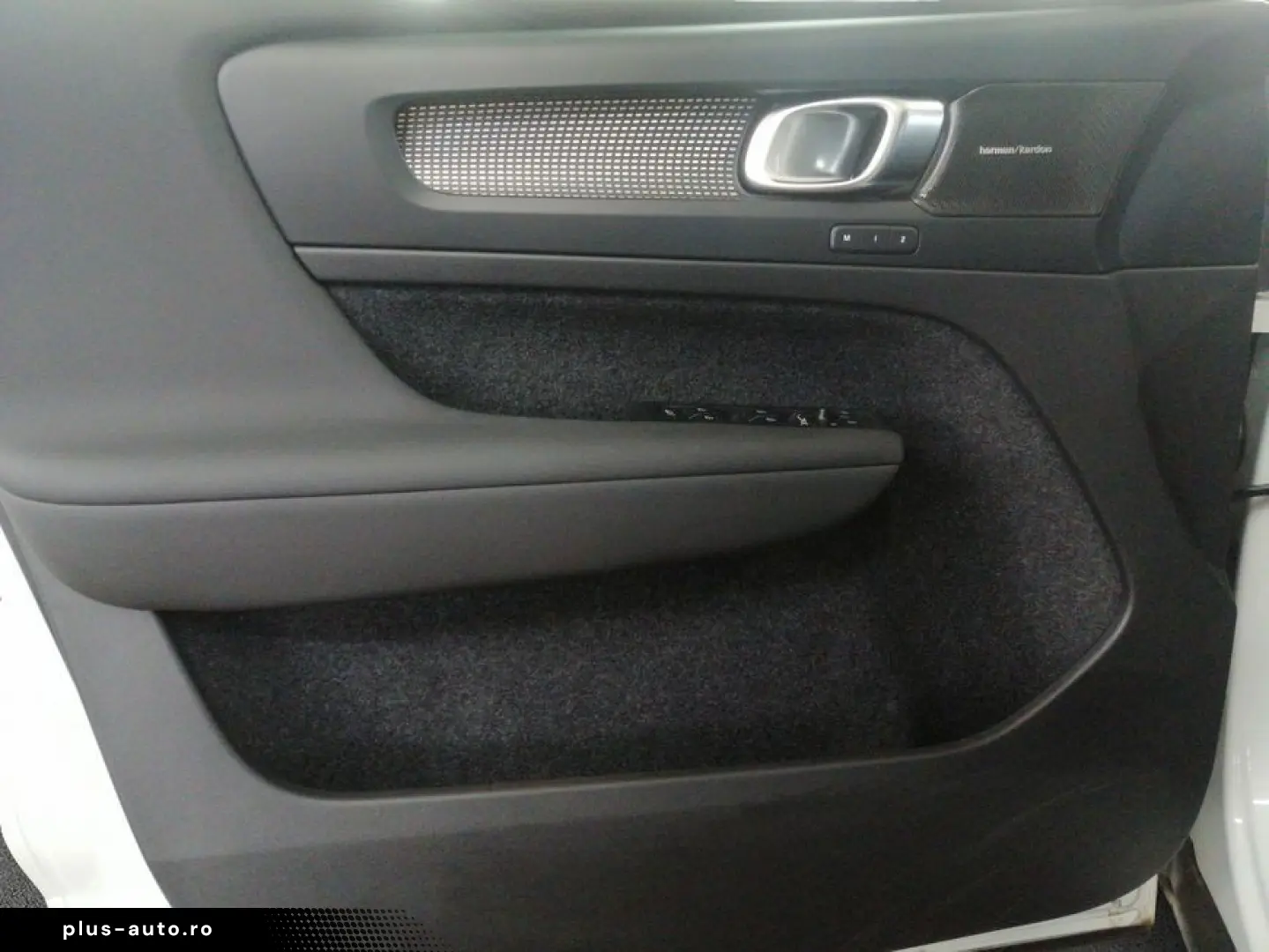 VOLVO XC40 B5 B AWD Ultimate Dark