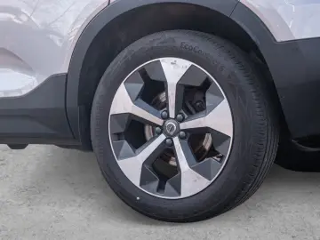 VOLVO XC40 B4 Ultimate Bright AWD