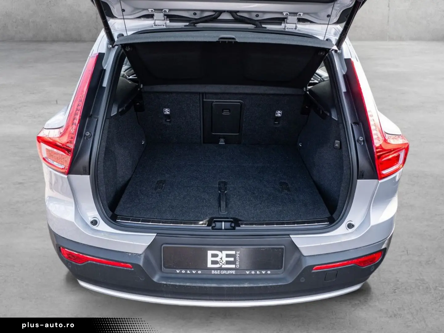 VOLVO XC40 B4 Ultimate Bright AWD