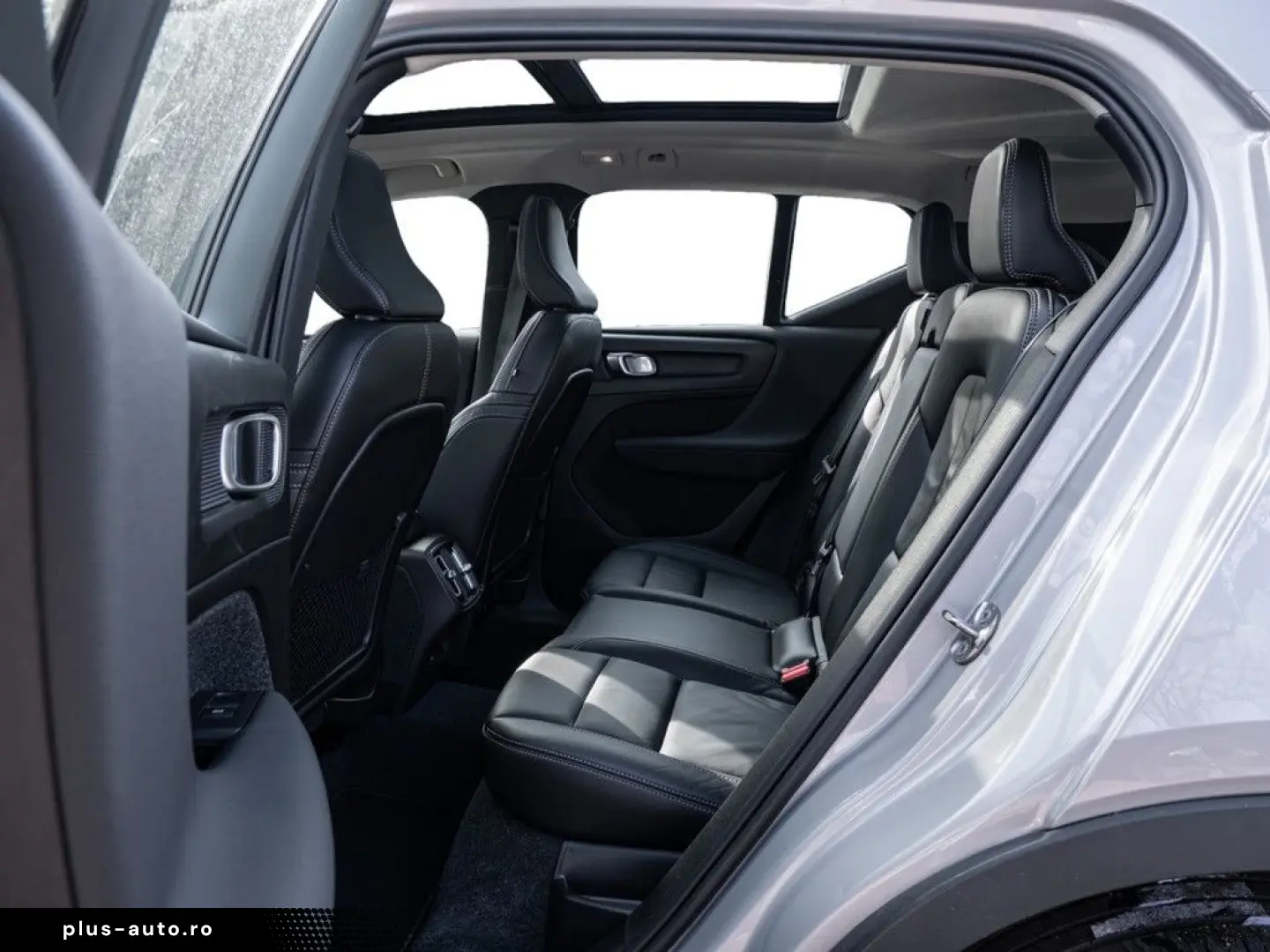 VOLVO XC40 B4 Ultimate Bright AWD