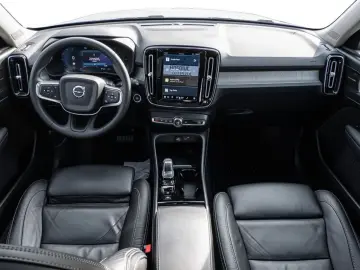 VOLVO XC40 B4 Ultimate Bright AWD