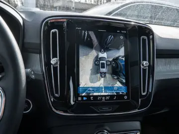 VOLVO XC40 B4 Ultimate Bright AWD