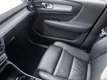 VOLVO XC40 B4 Ultimate Bright AWD