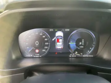 VOLVO XC40 Ultimate Bright Recharge Plug-In Hybrid 2WD