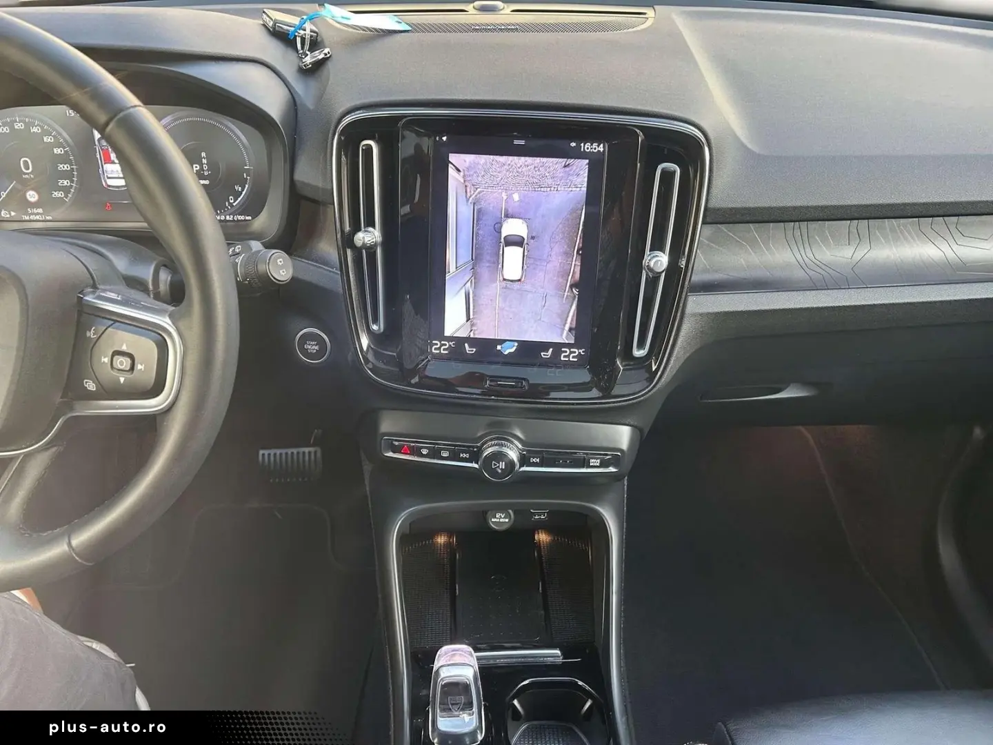 VOLVO XC40 Ultimate Bright Recharge Plug-In Hybrid 2WD