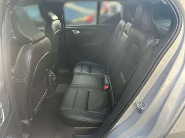 VOLVO XC40 Ultimate Bright Recharge Plug-In Hybrid 2WD