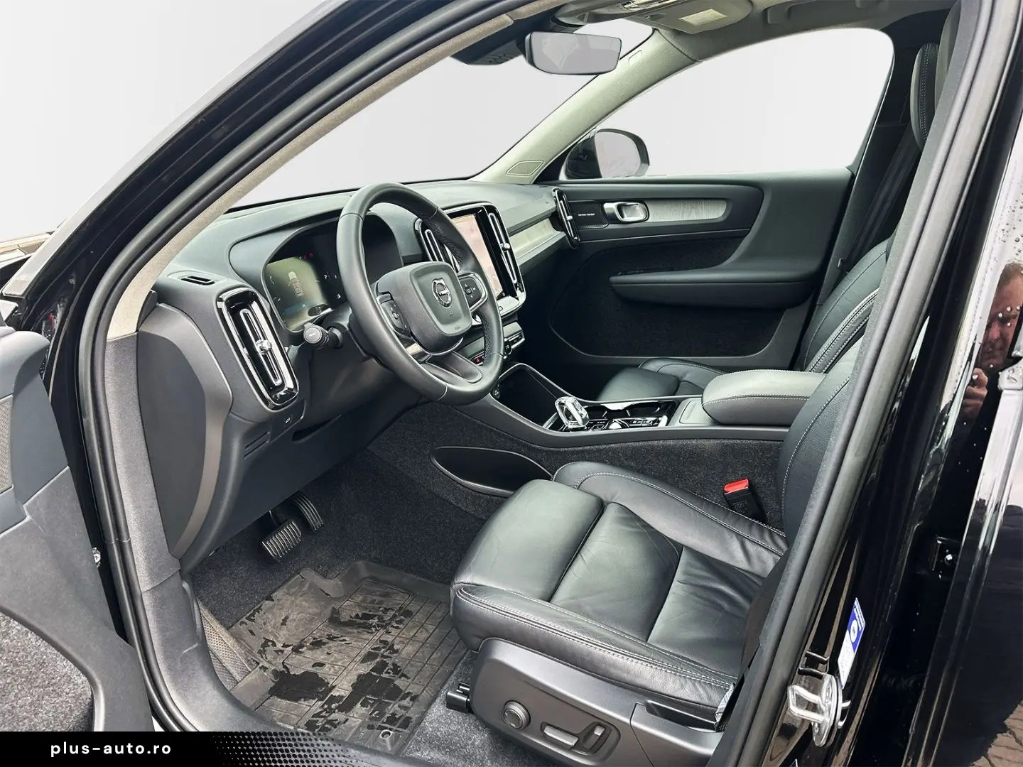 VOLVO XC40 B5 Benzin AWD Ultimate Dark