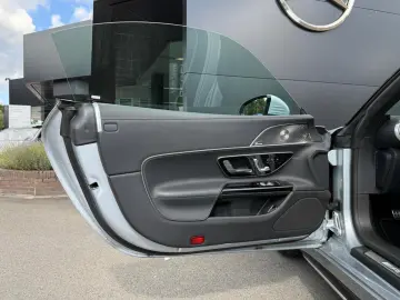 MERCEDES-BENZ SL 43 AMG