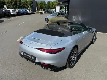 MERCEDES-BENZ SL 43 AMG