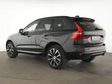 VOLVO XC60 Ultimate Dark Winter