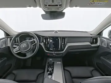 VOLVO XC60 Ultimate Dark Winter