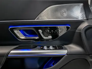 MERCEDES-BENZ SL 43 AMG