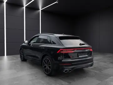 AUDI SQ8 4.0 TFSI qu HUD B&O Softcl AHK Pano ACC
