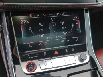AUDI SQ8 4.0 TFSI qu HUD B&O Softcl AHK Pano ACC