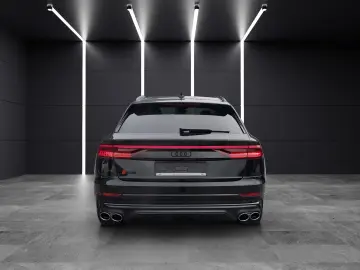 AUDI SQ8 4.0 TFSI qu HUD B&O Softcl AHK Pano ACC