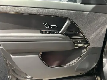 LAND ROVER Range Rover Sport P460e Hybrid Dynamic SE