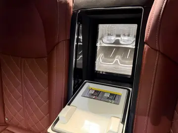 Audi A8 60 TFSI e L quattro