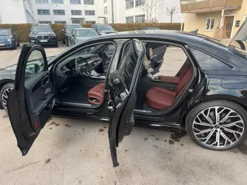 Audi A8 60 TFSI e L quattro