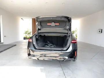 BMW 530 e M pack  Head-up  Bowers  Wilkins  360